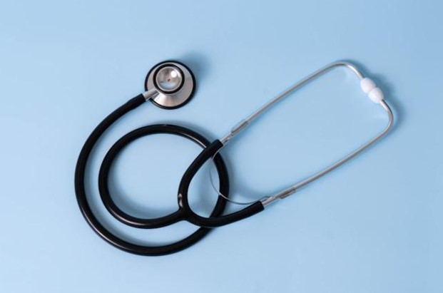 6 Signs You Should Drop Your GP And Get A New One 